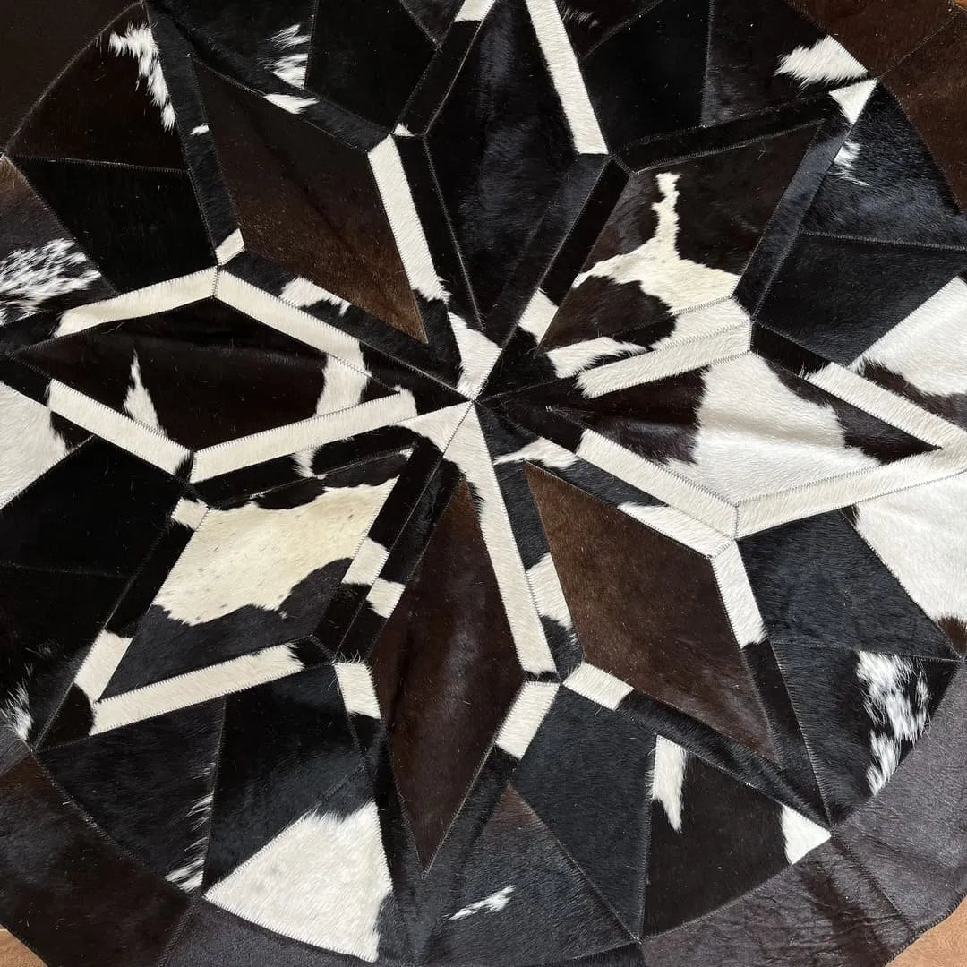 Mandala de couro marrom e branca - 1,6m de diâmetro