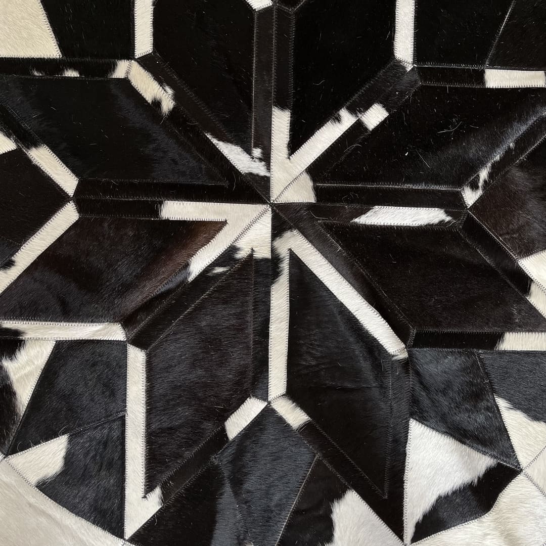 Mandala de couro preta e branca - 1,2m de diâmetro
